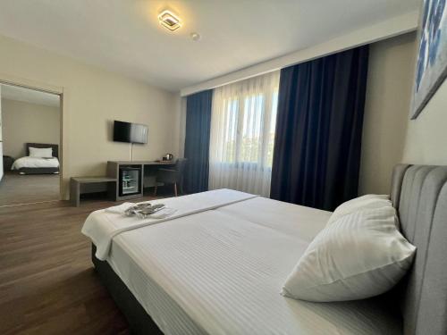 Imagen general del GRANDROYAL HOTEL. Foto 14