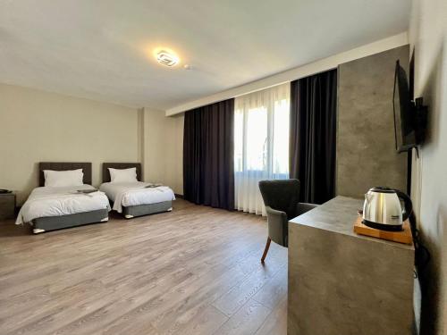 Imagen general del GRANDROYAL HOTEL. Foto 16