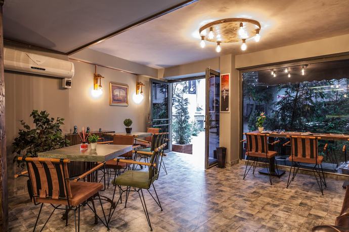 Imagen de los interiores del Galata 1785 Suites. Foto 18
