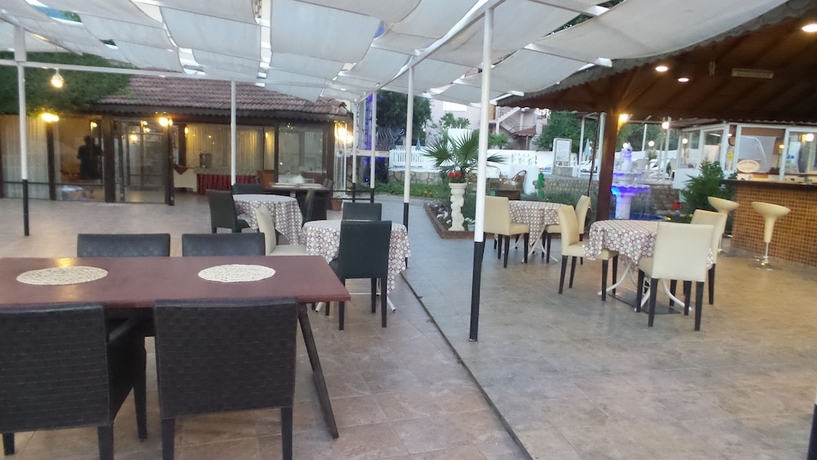 Imagen del bar/restaurante del Galata Hotel Oludeniz. Foto 2