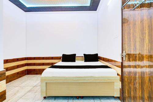 Imagen de la habitación del Galaxy Hotel. Foto 20