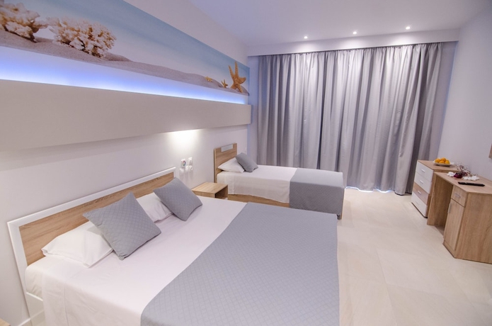 Imagen de la habitación del Galazio Beach. Foto 2