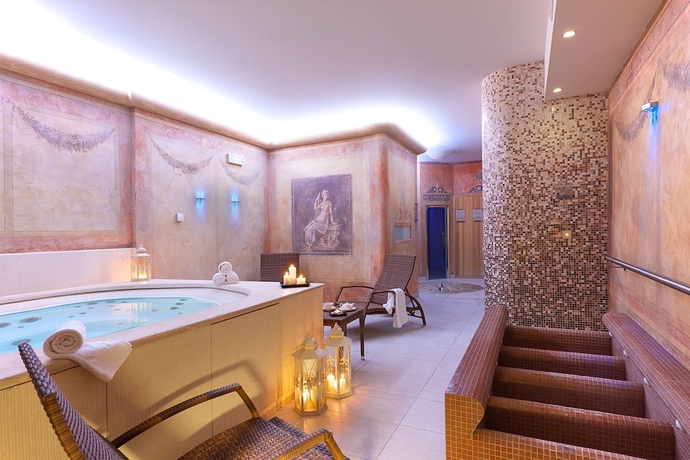 Imagen de la piscina del Gallery Room. Foto 16