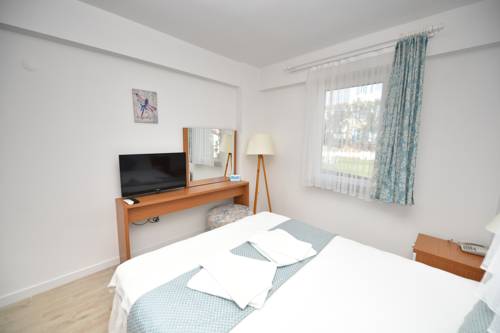 Imagen de la habitación del Garden Ada Hotel. Foto 6