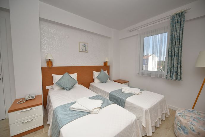 Imagen de la habitación del Garden Ada Hotel. Foto 14