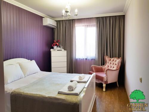 Imagen de la habitación del Garden Hotel. Foto 7