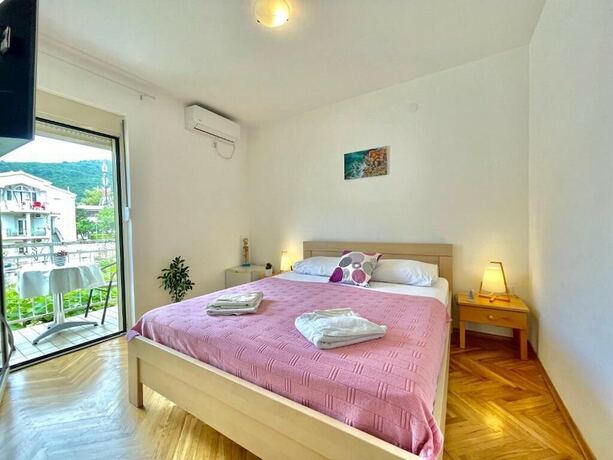 Imagen de la habitación del Garden House Budva. Foto 17