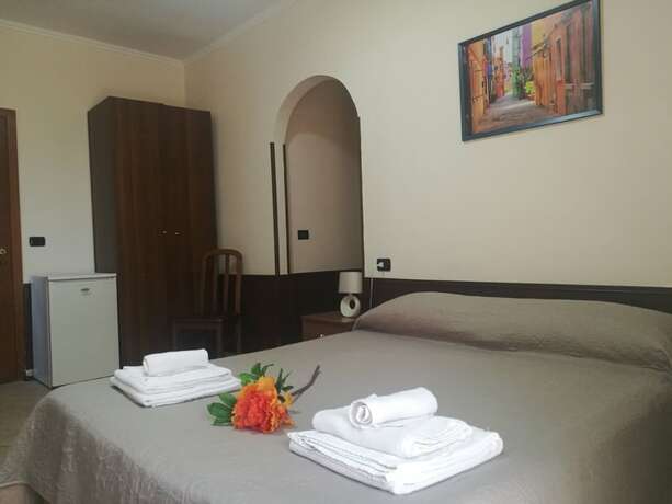 Imagen de la habitación del Garden Inn, Capua. Foto 16