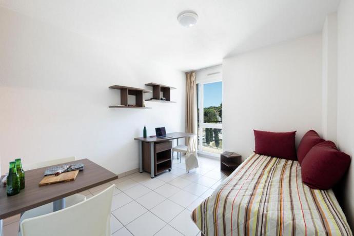 Imagen de la habitación del Garden & City Toulon. Foto 5
