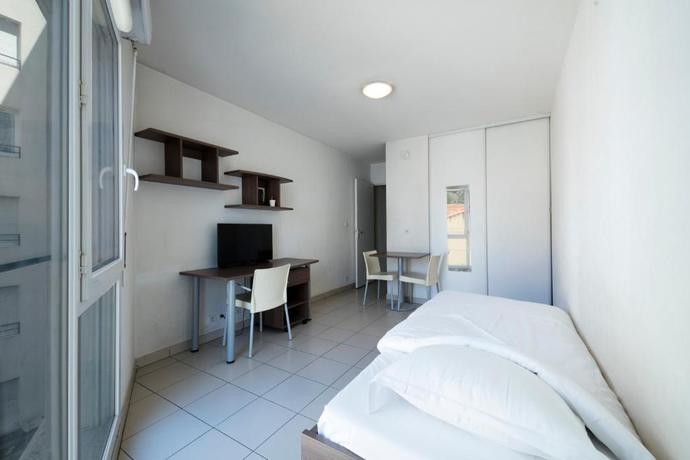 Imagen de la habitación del Garden & City Toulon. Foto 8