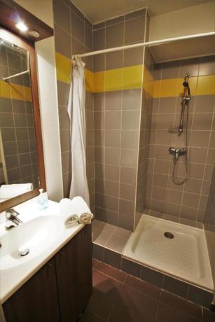 Imagen de la habitación del Garden & City Toulon. Foto 9