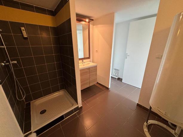 Imagen de la habitación del Garden & City Toulon. Foto 16