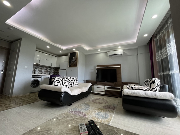 Imagen de la habitación del Gardenya Lara Suit Hotel. Foto 4