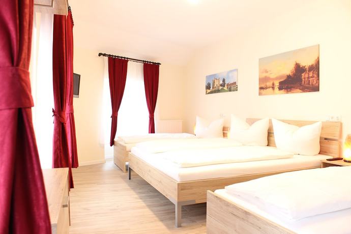 Imagen de la habitación del Garni City Hotel. Foto 3
