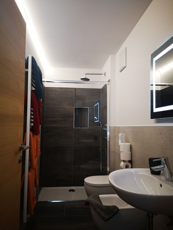 Imagen de la habitación del Garni - Hotel Am Burgh&uuml;gel. Foto 13