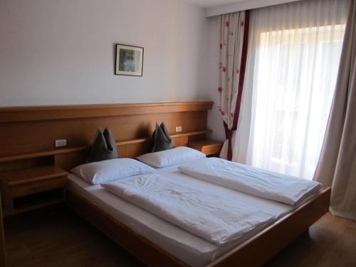 Imagen de la habitación del Garni Hotel Melissa. Foto 9