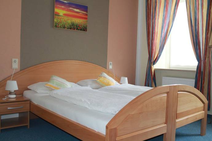Imagen de la habitación del Garni Hotel Post. Foto 5