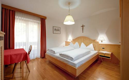Imagen de la habitación del Garni Rives. Foto 1