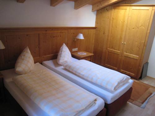 Imagen de la habitación del Gasthaus Jakober. Foto 4