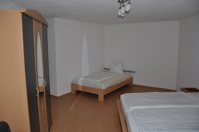 Imagen de la habitación del Gasthaus Warteck. Foto 11