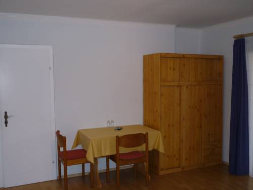 Imagen general del Gasthaus & Hotel Backhendlstation. Foto 1