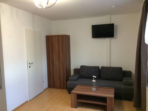Imagen de la habitación del Gasthaus & Hotel Backhendlstation. Foto 10