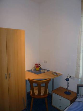Imagen de la habitación del Gasthaus & Hotel Backhendlstation. Foto 14