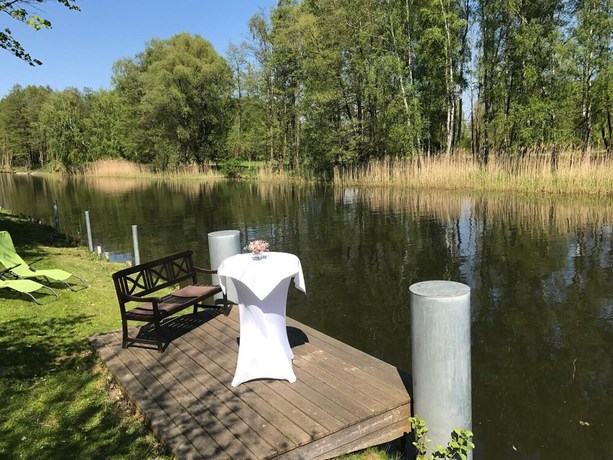 Imagen de los exteriores del Gasthaus und Pension Alter Hafen. Foto 9