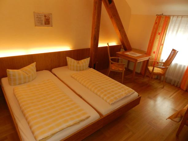 Imagen de la habitación del Gasthaus-Pension Zum Kreuz. Foto 9