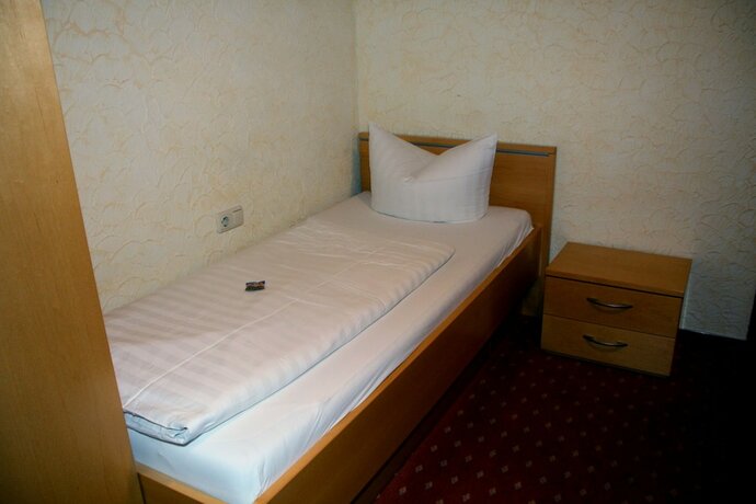 Imagen de la habitación del Gasthof Adler, Zusmarshausen. Foto 17