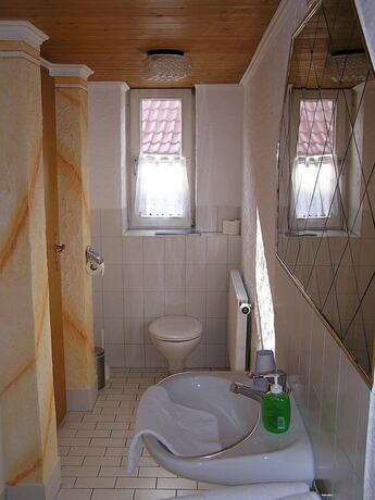 Imagen de la habitación del Gasthof Adler, Zusmarshausen. Foto 18