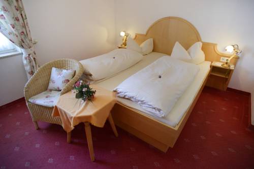 Imagen de la habitación del Gasthof Enzian. Foto 9