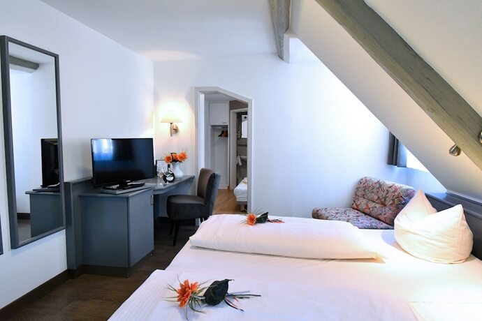 Imagen de la habitación del Gasthof Gr&uuml;ner Baum, Mainsondheim. Foto 17