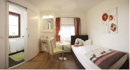 Imagen de la habitación del Gasthof Restaurant Waldcaf&eacute;. Foto 10