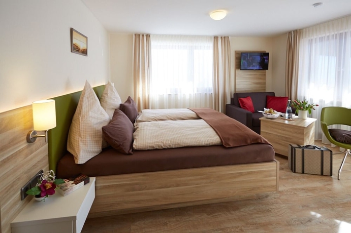 Imagen de la habitación del Gasthof zum L&ouml;wen Enzkl&ouml;sterle. Foto 11