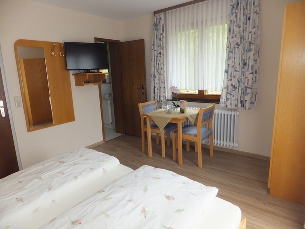 Imagen de la habitación del Gasthof zum L&ouml;wen Enzkl&ouml;sterle. Foto 13