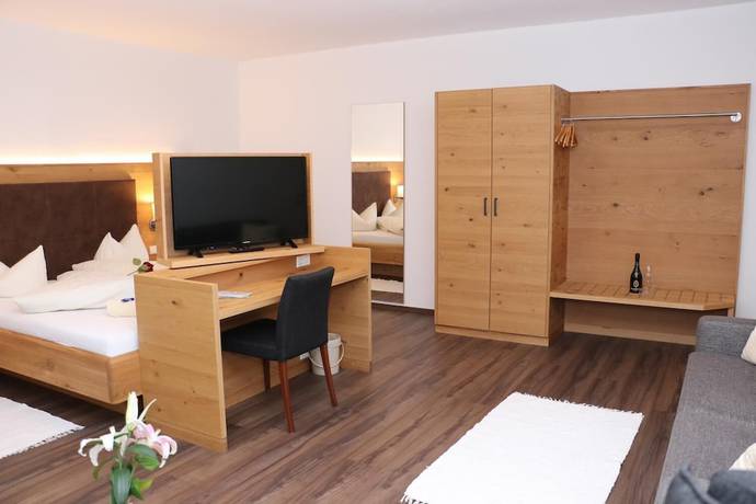 Imagen de la habitación del Gasthof-Pension Kerber. Foto 9