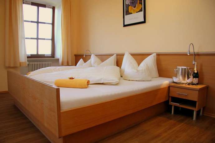 Imagen de la habitación del Gasthof-Pension Kerber. Foto 13