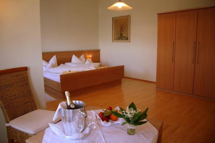 Imagen de la habitación del Gasthof-Pension Kerber. Foto 17