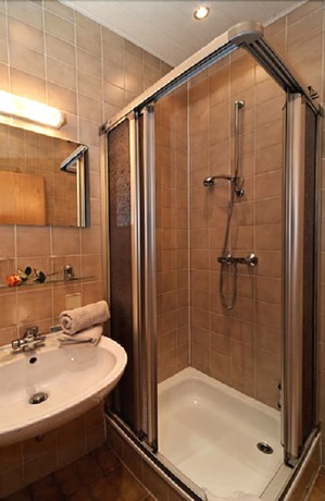 Imagen de la habitación del Gasthof-Pension Kerber. Foto 18