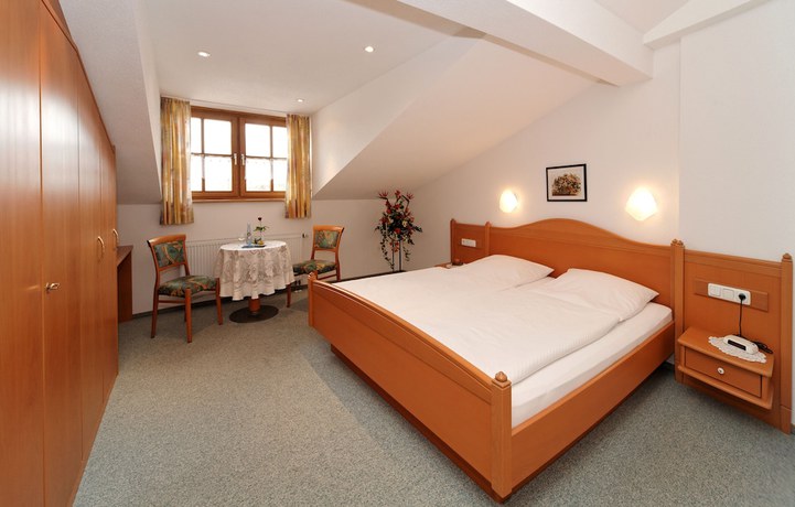 Imagen de la habitación del Gasthof-Pension Kraus. Foto 11