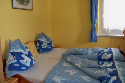 Imagen de la habitación del G&auml;stehaus Alpina, Berchtesgaden. Foto 15