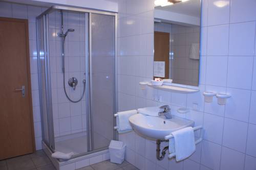 Imagen de la habitación del G&auml;stehaus Gisela. Foto 6