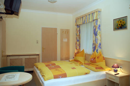 Imagen de la habitación del G&auml;stehaus Golker. Foto 4