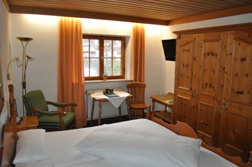 Imagen de la habitación del G&auml;stehaus Hubertus Hotel Garni. Foto 4