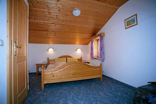 Imagen de los exteriores del G&auml;stehaus Kirschner. Foto 8