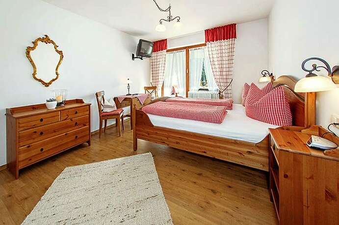 Imagen de la habitación del G&auml;stehaus Menkenbauer. Foto 15