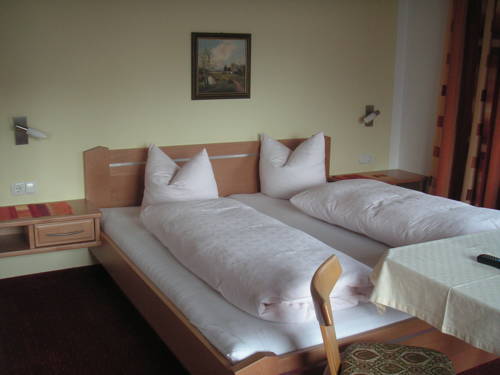 Imagen de la habitación del G&auml;stehaus Regina. Foto 7