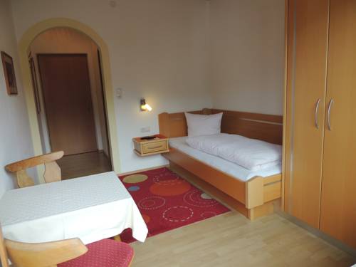 Imagen de la habitación del G&auml;stehaus Regina. Foto 9