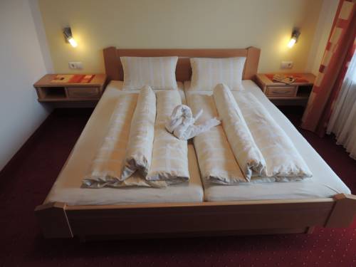 Imagen de la habitación del G&auml;stehaus Regina. Foto 11